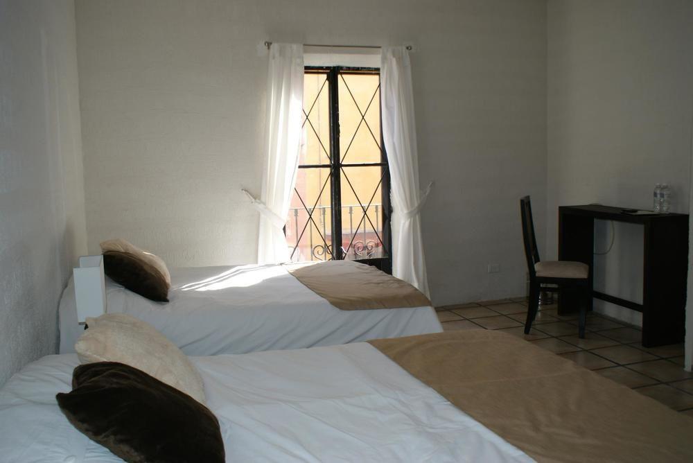 Hotel Punto 79 San Miguel de Allende Dış mekan fotoğraf